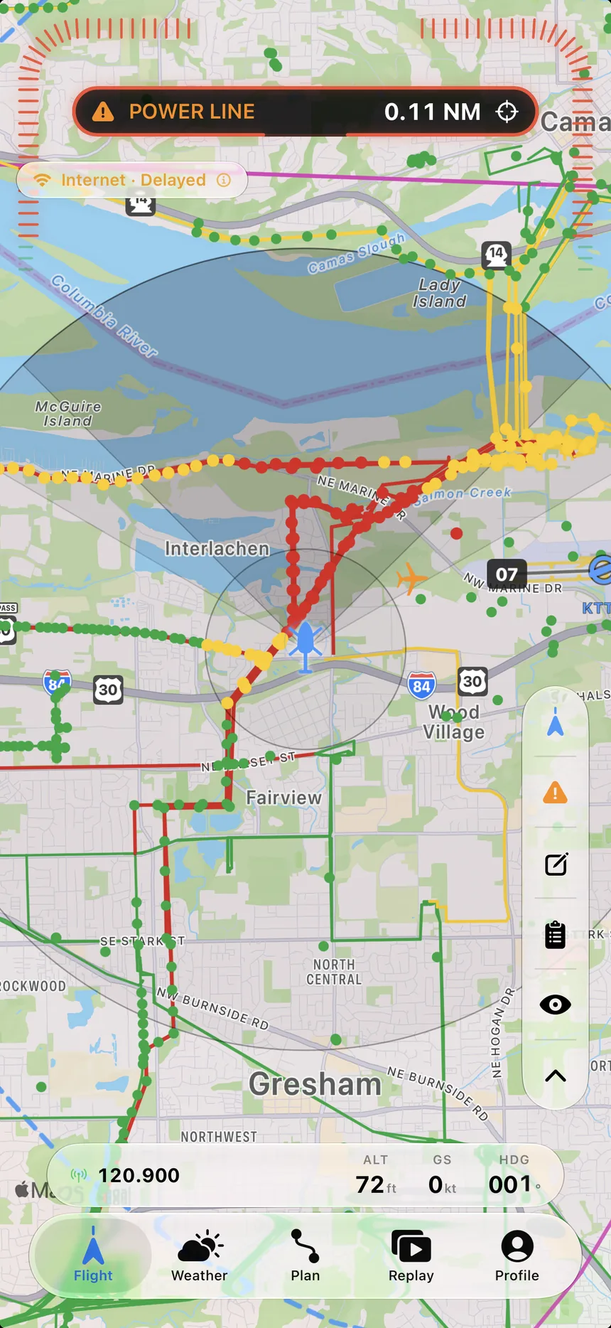 ADS-B traffic drawn on the Lateral moving map.